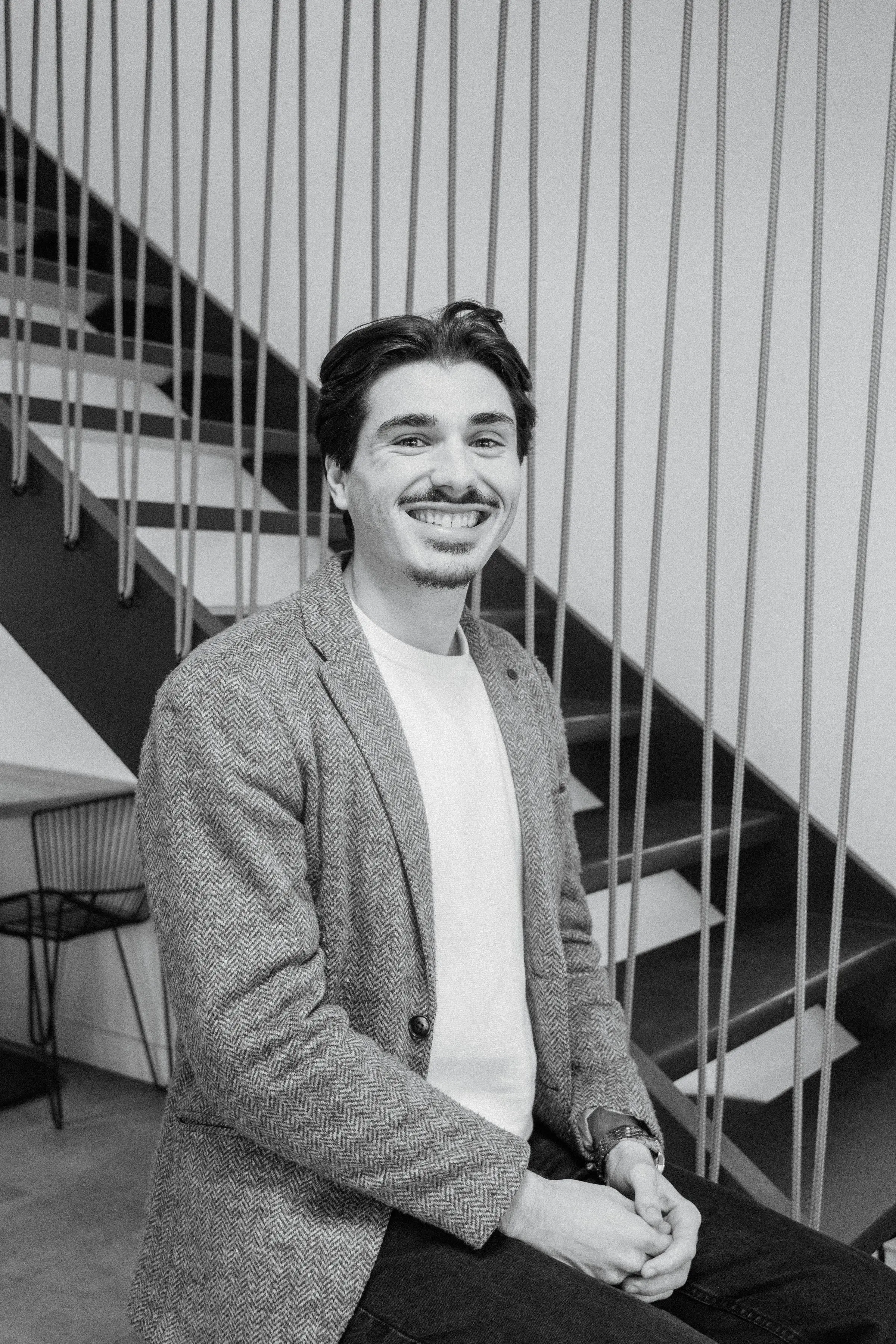 Antony, juriste en Droit des affaires chez Naka